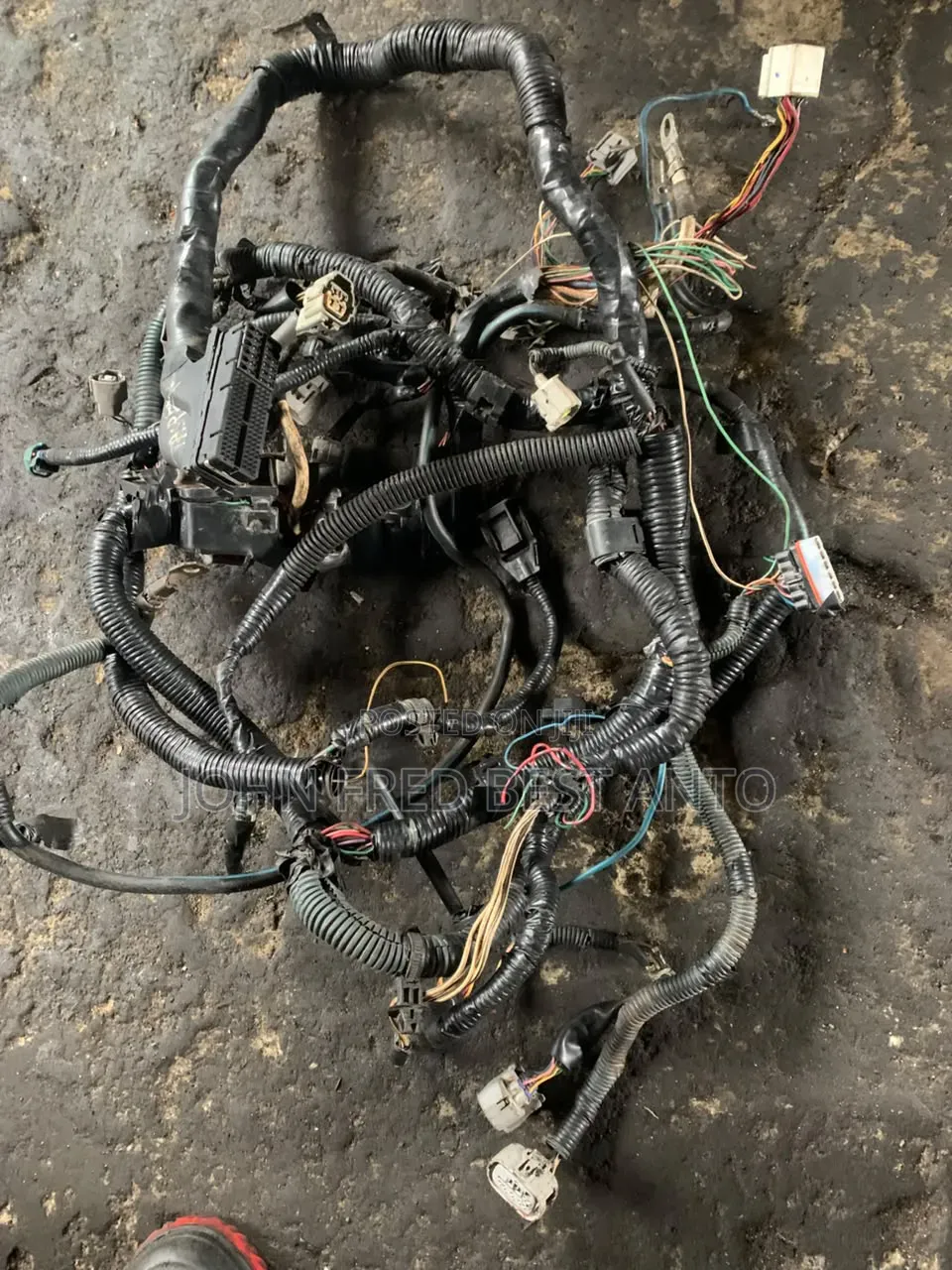 Complete Engine Wire Pontiac Vibe 2010 Model