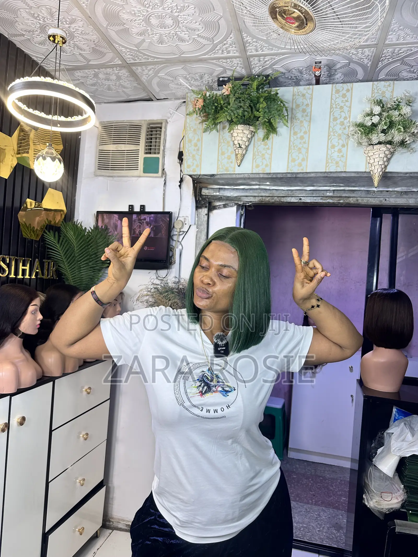 Heathy Wig. Envy Green Lent 10inches 2x6 