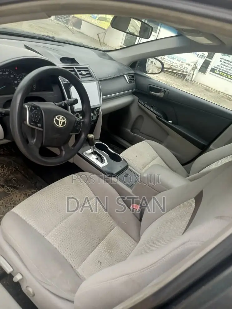 Toyota Camry 2013 Gray