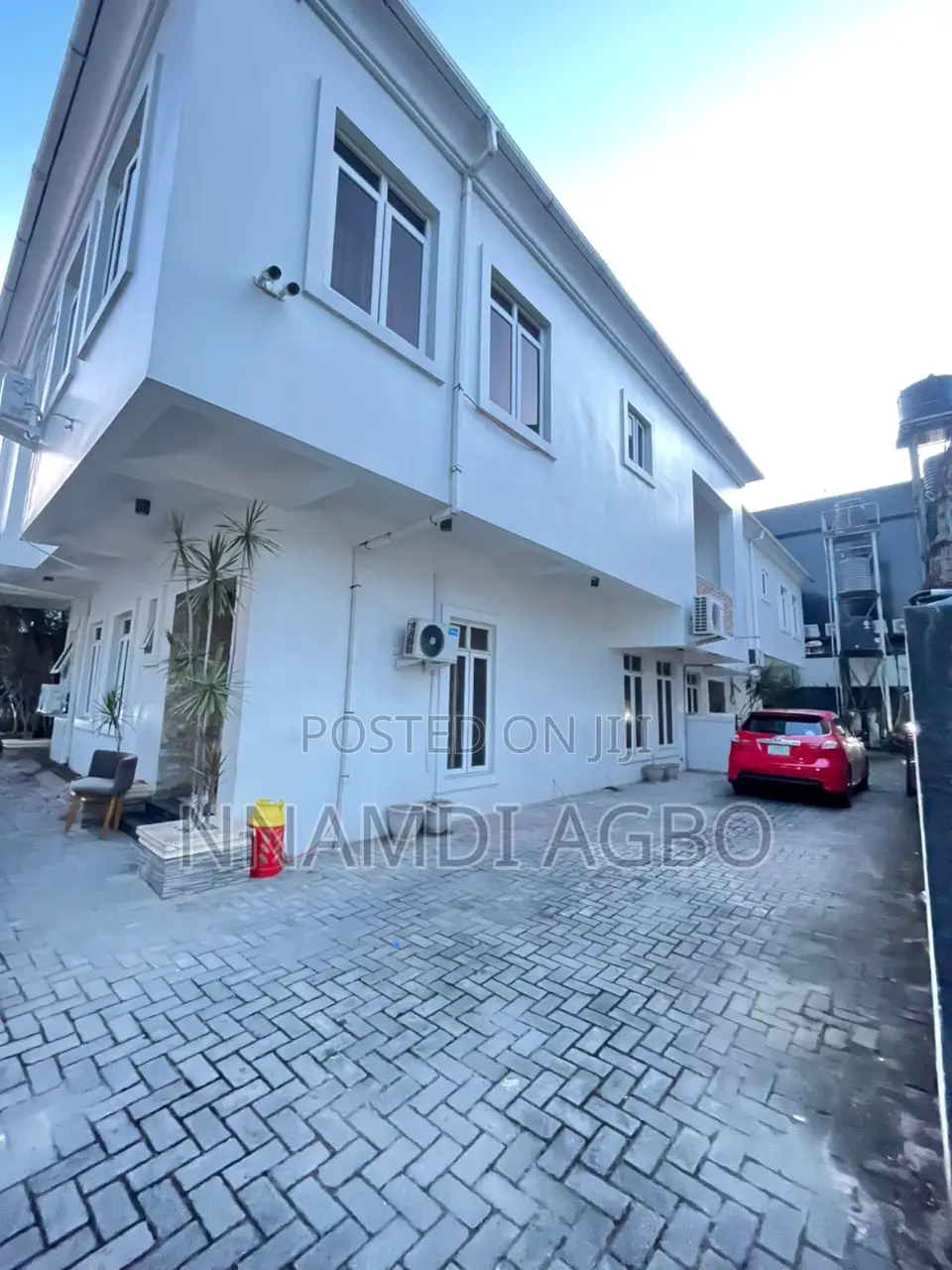 1bdrm Room & Parlour in Victoria Island Extension for rent