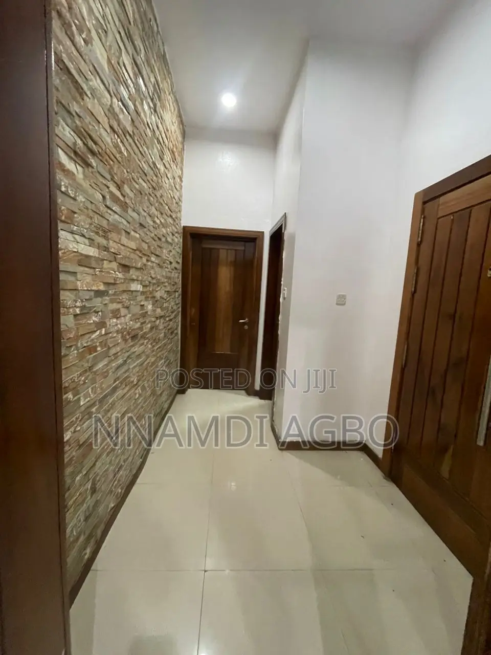 1bdrm Room & Parlour in Victoria Island Extension for rent