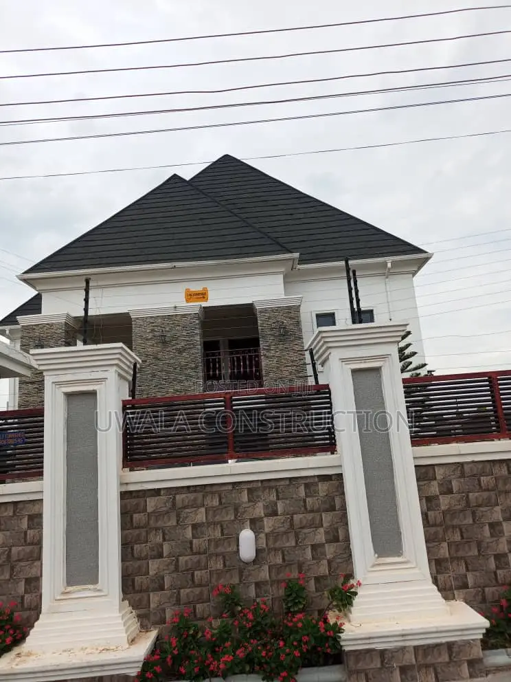 5bdrm Duplex in Lokogoma for sale