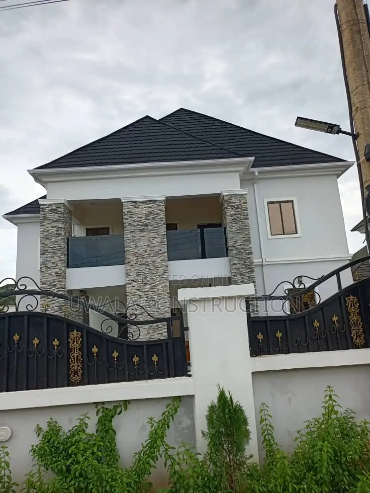 5bdrm Duplex in Lokogoma for sale