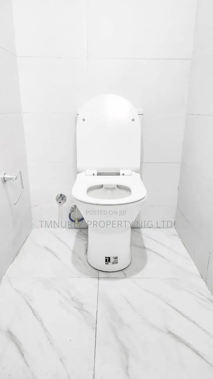 2bdrm Block of Flats in Alausa for sale