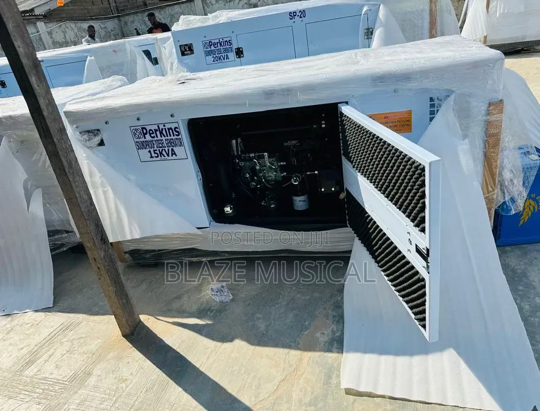 2 Years Warranty Perkins Soundproof Made in England 15kva Original