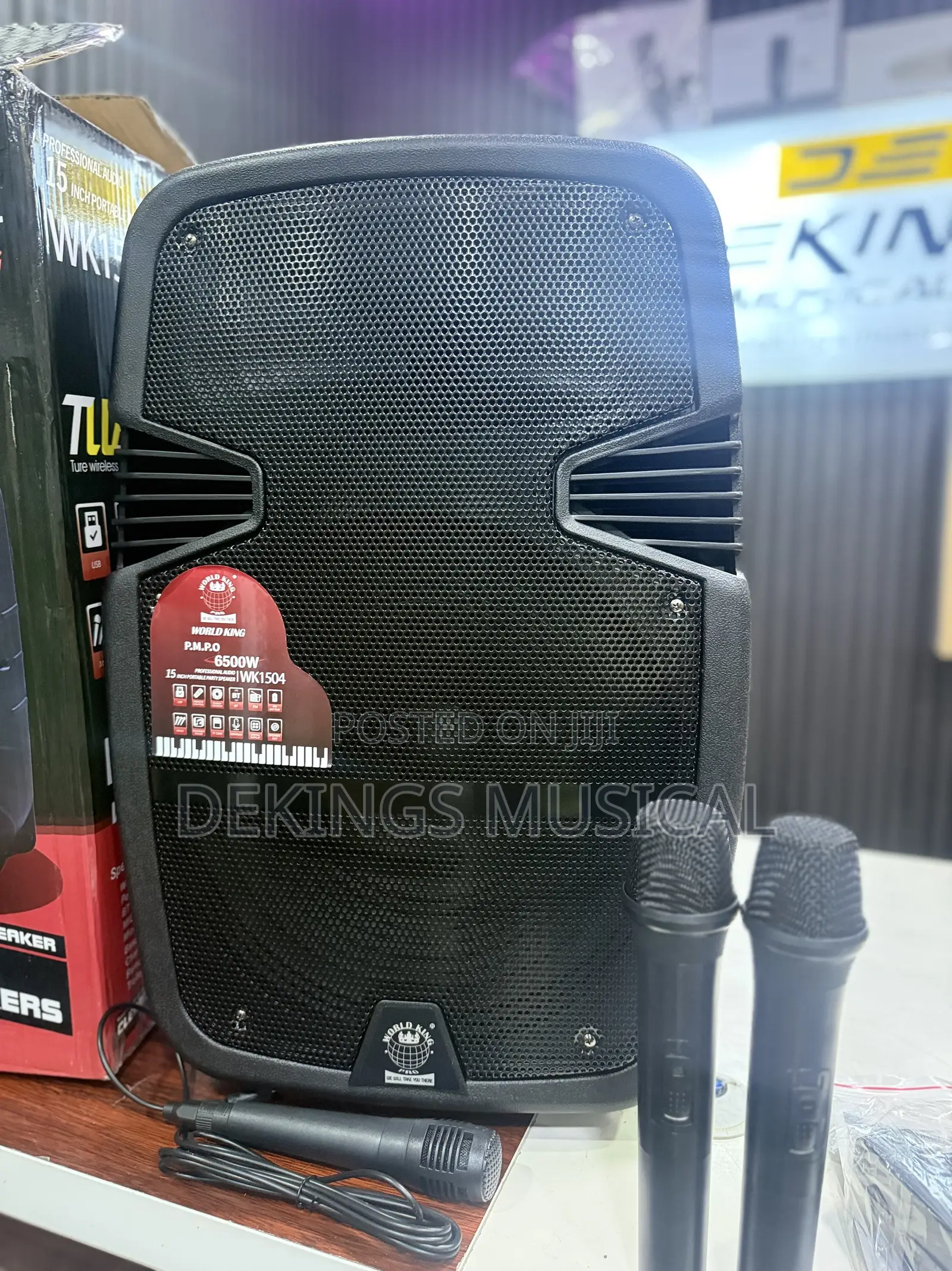 15 Inches World King Original PA System With Three Microphones