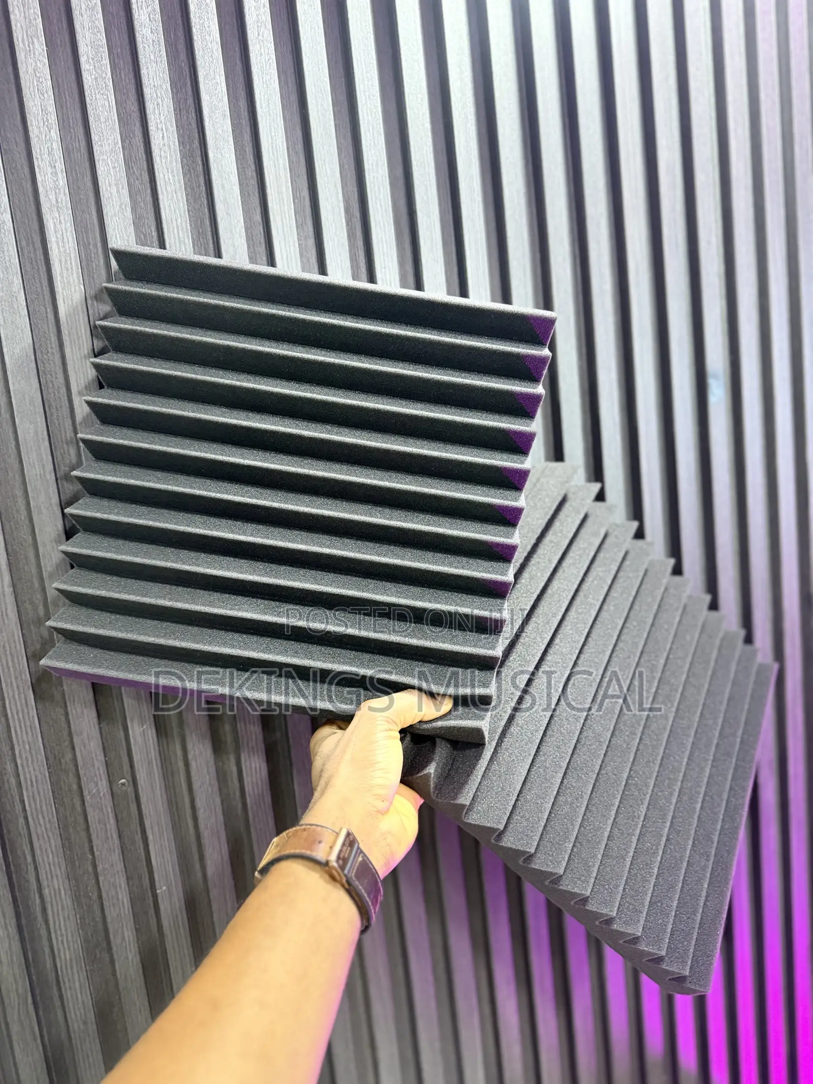30cm X 30cm Acoustic Foam Soundproofing Panel Studio & Sound Treatment