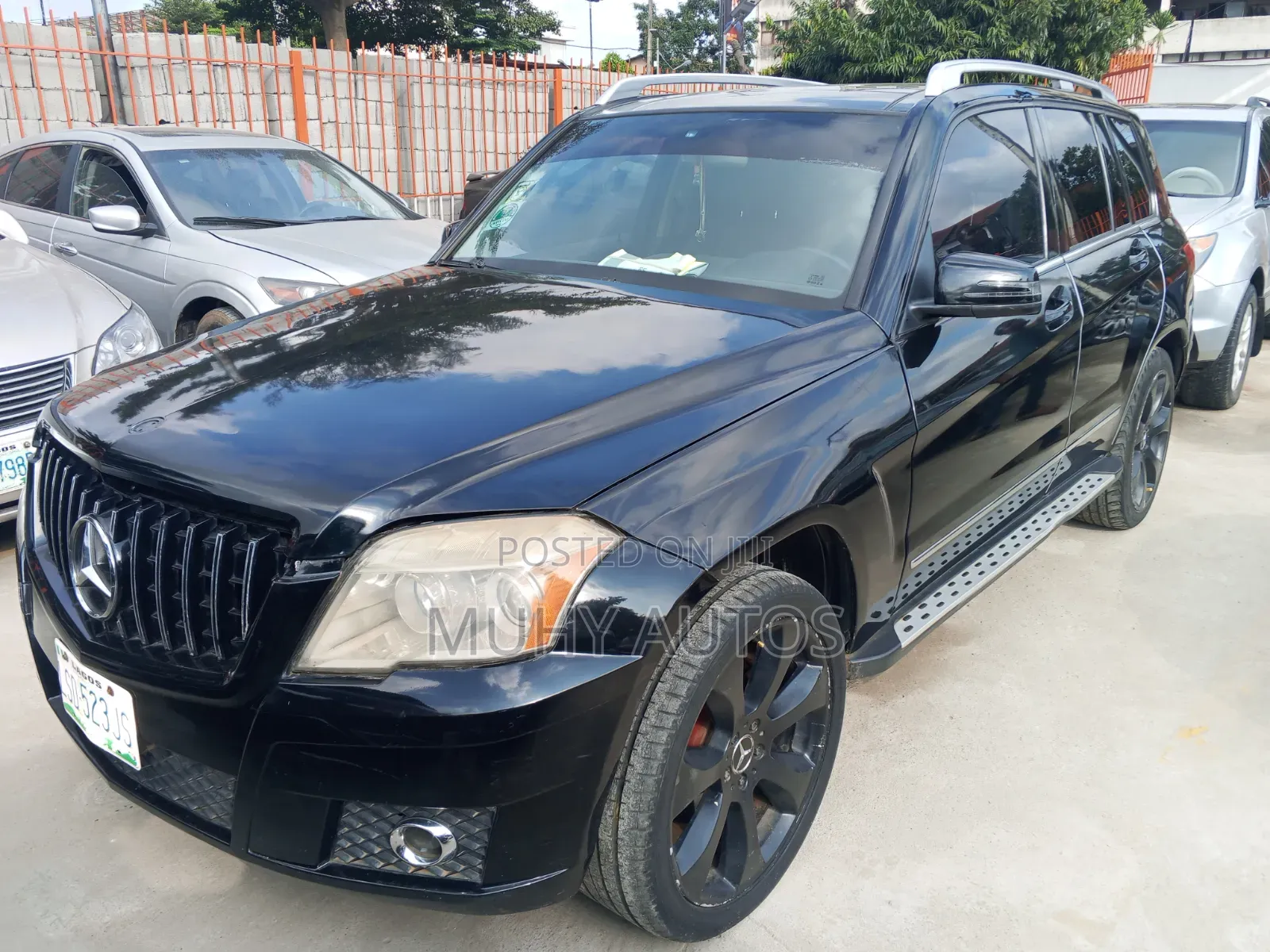 Mercedes-Benz GLK-Class 2010 Black