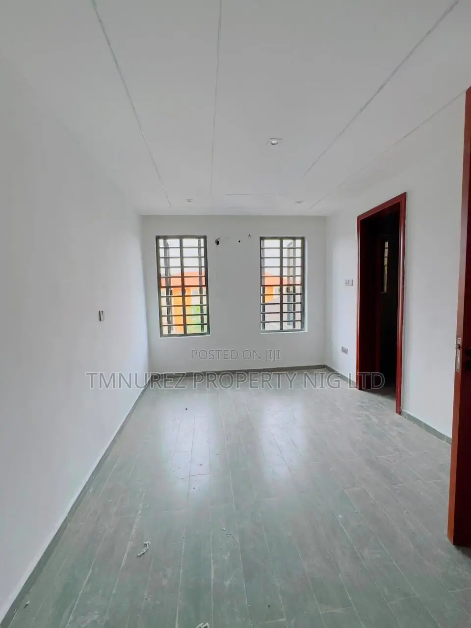 4bdrm Duplex in Yaba for sale