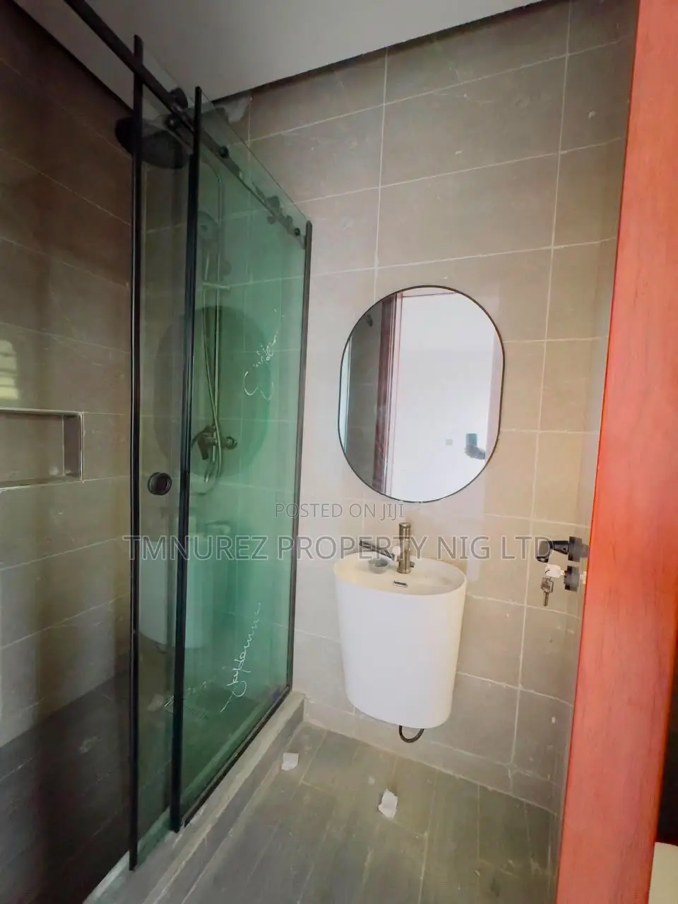 4bdrm Duplex in Yaba for sale