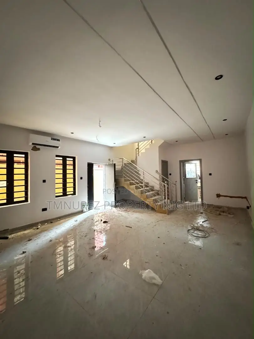 4bdrm Duplex in Gbagada for sale