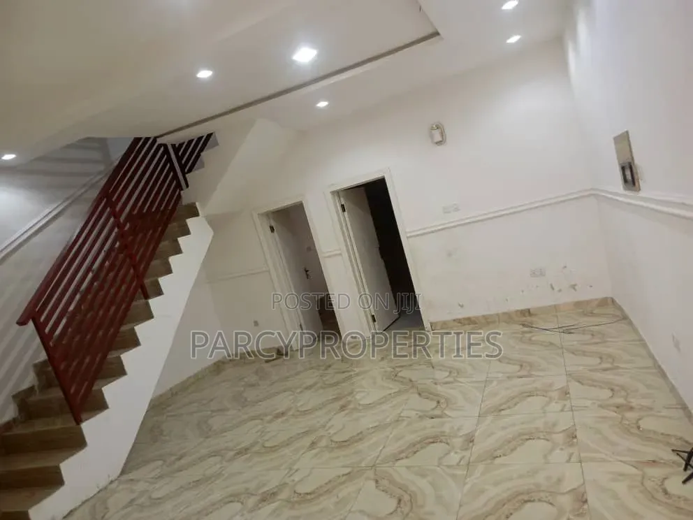 3bdrm Apartment in Destiny Homes Estate, Lekki Expressway for rent