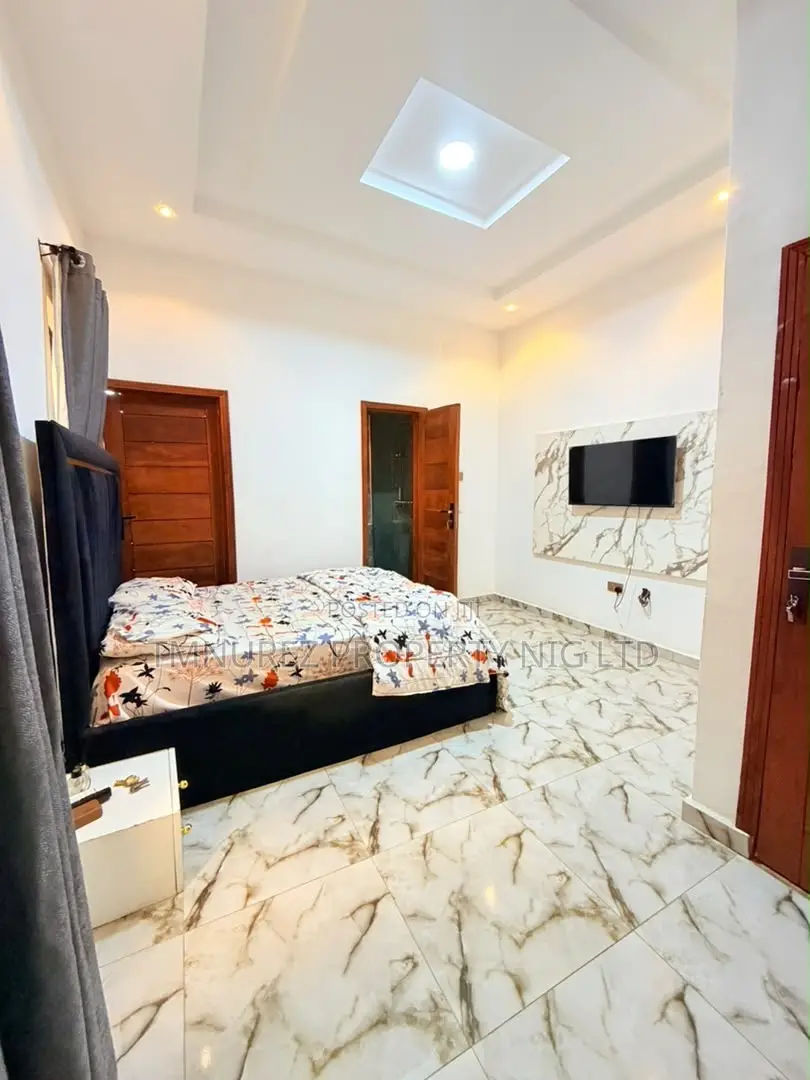 Furnished 2bdrm Duplex in Magodo for sale