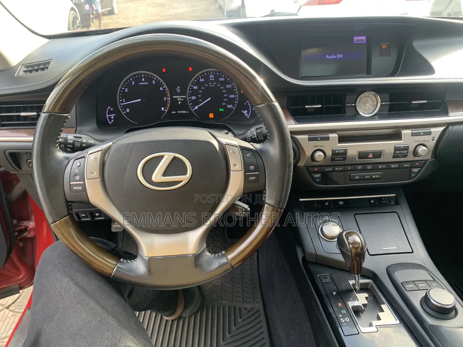 Lexus ES 2013 Red