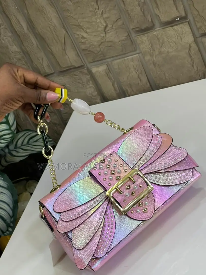 Elegant Butteryfly Flap