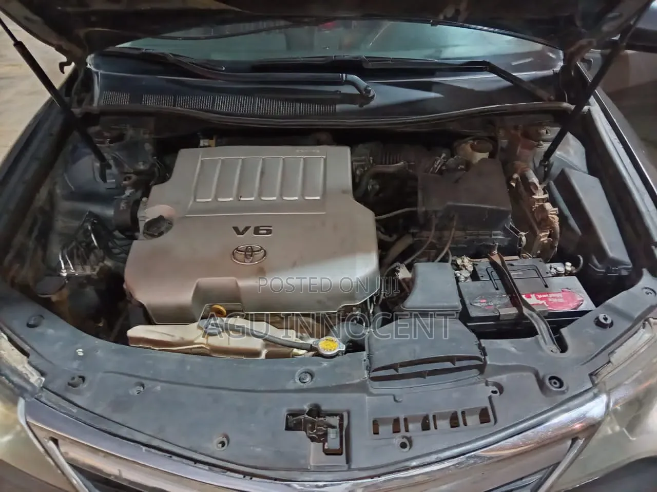 Toyota Camry XLE V6 4dr Sedan (3.5L 6cyl 6A) 2013 Gray