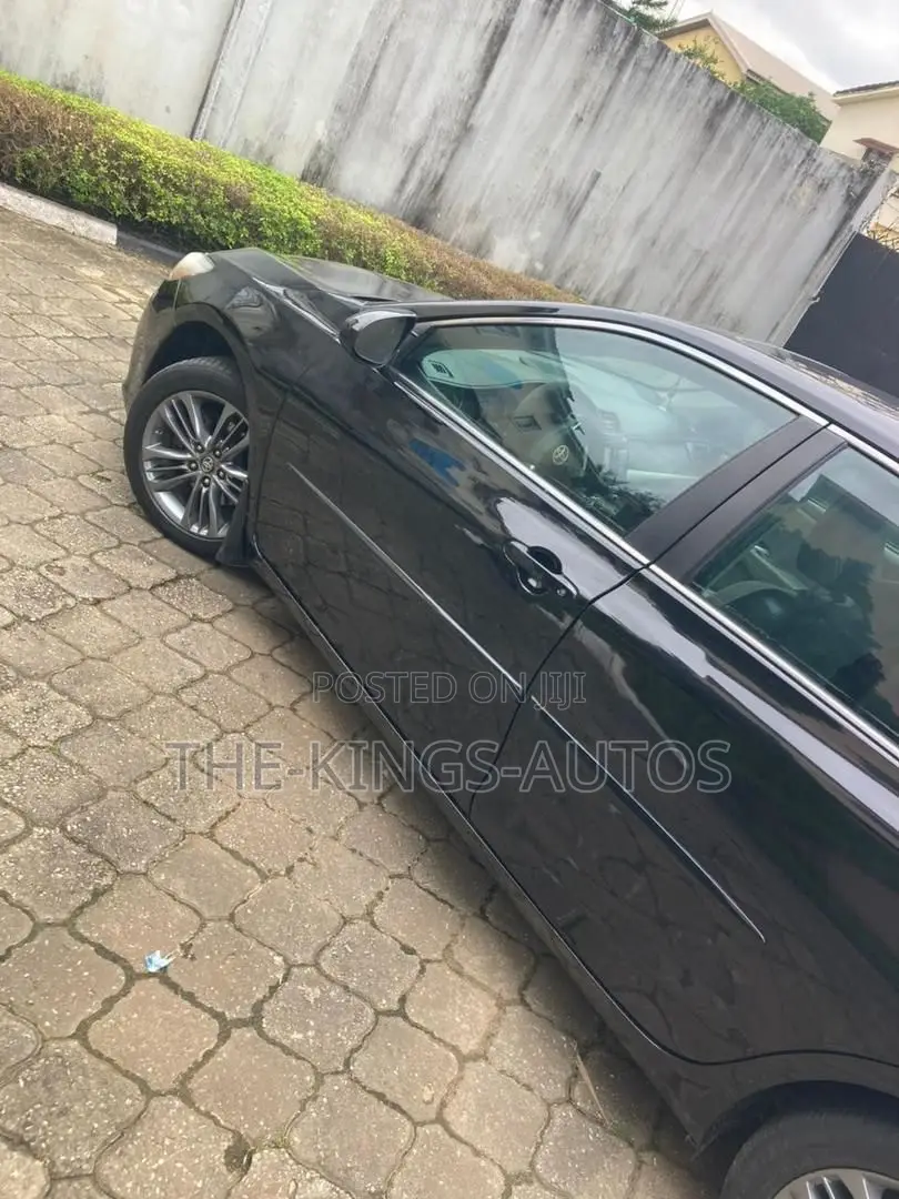 Toyota Camry XLE 4dr Sedan (2.5L 4cyl 6A) 2017 Black