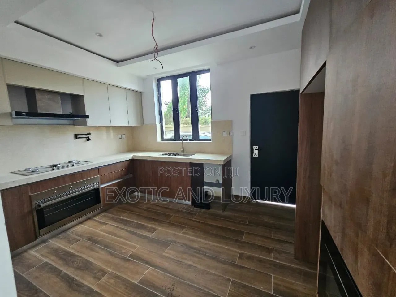 4bdrm Duplex in Parkview Estate for sale