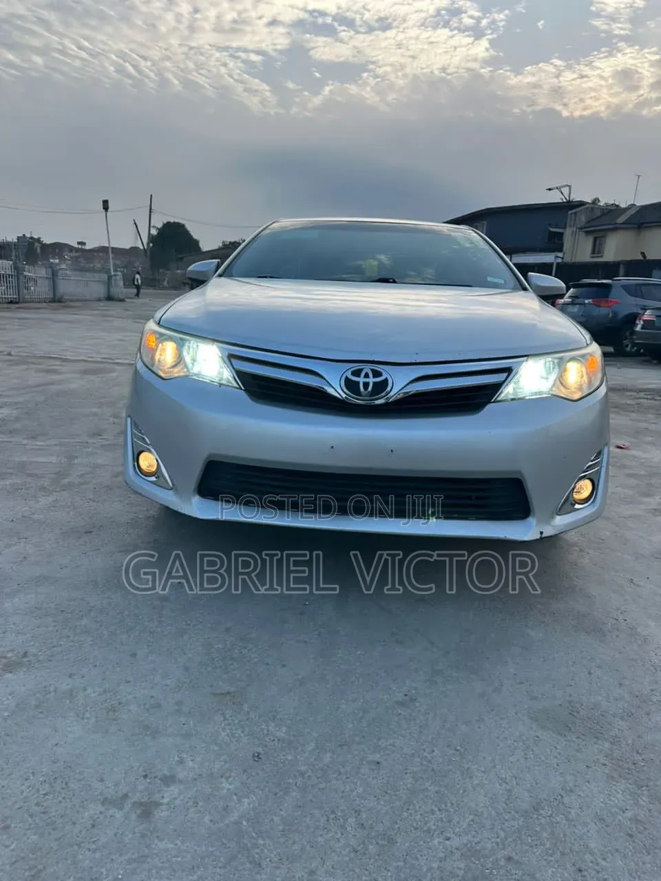 Toyota Camry LE 4dr Sedan (2.5L 4cyl 6A) 2013 Silver