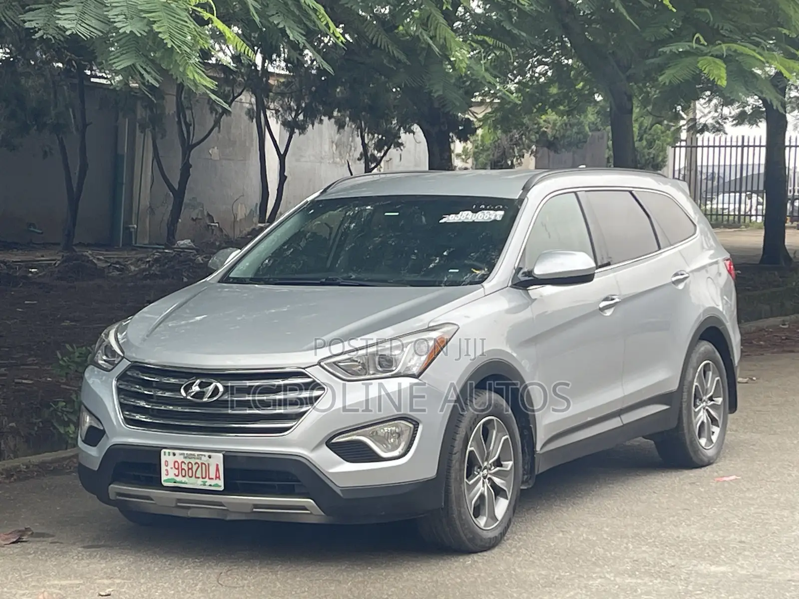 Hyundai Santa Fe GLS 4dr SUV AWD (3.3L 6cyl 6A) 2015 Silver