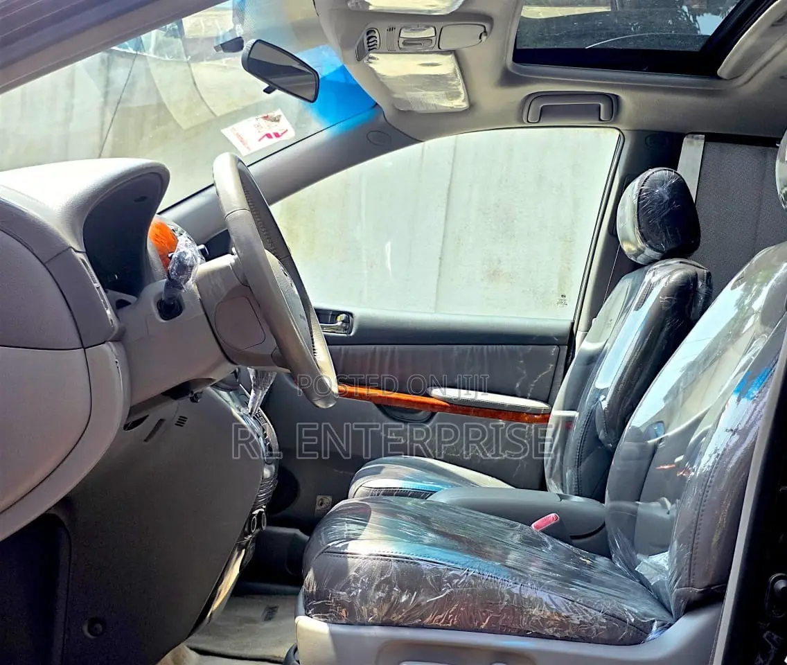 Toyota Sienna XLE Limited 4WD 2008 Black