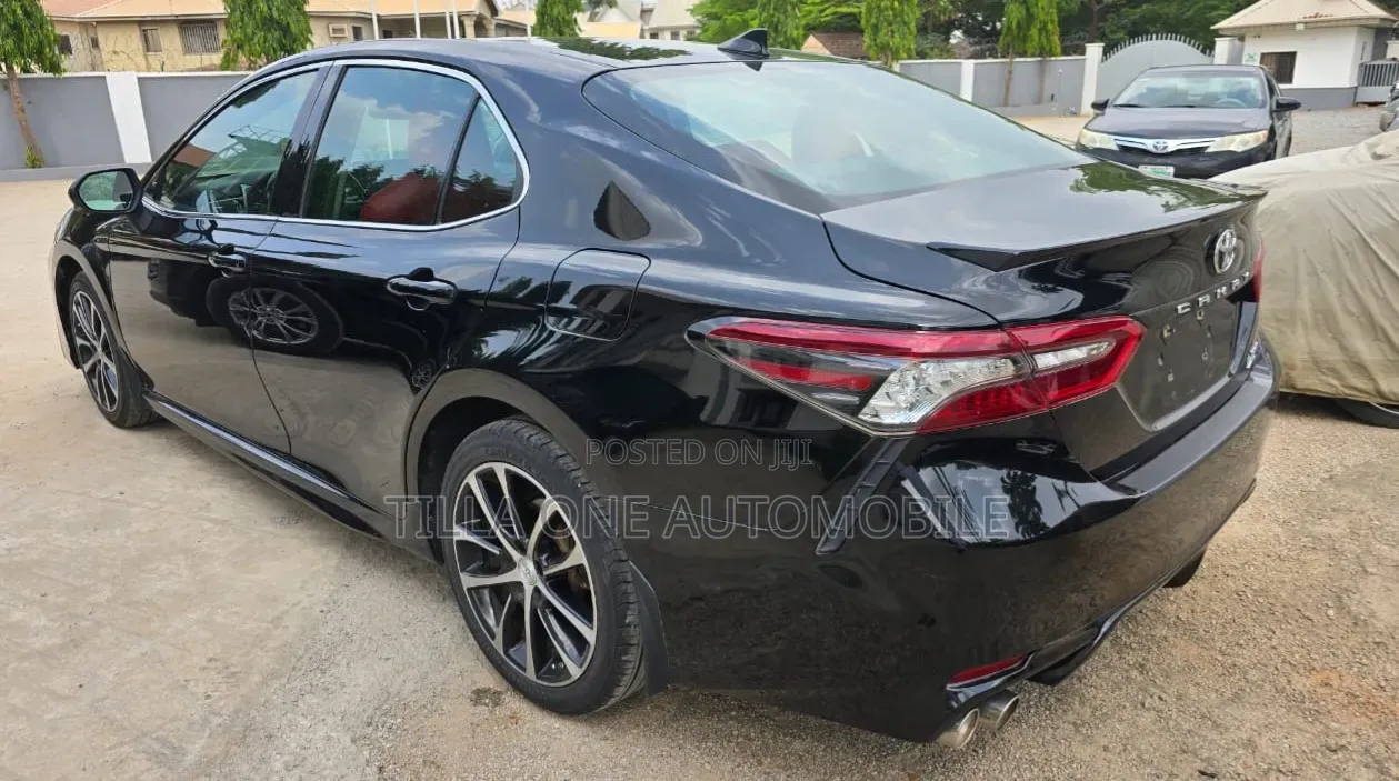Toyota Camry XSE 2021 Black