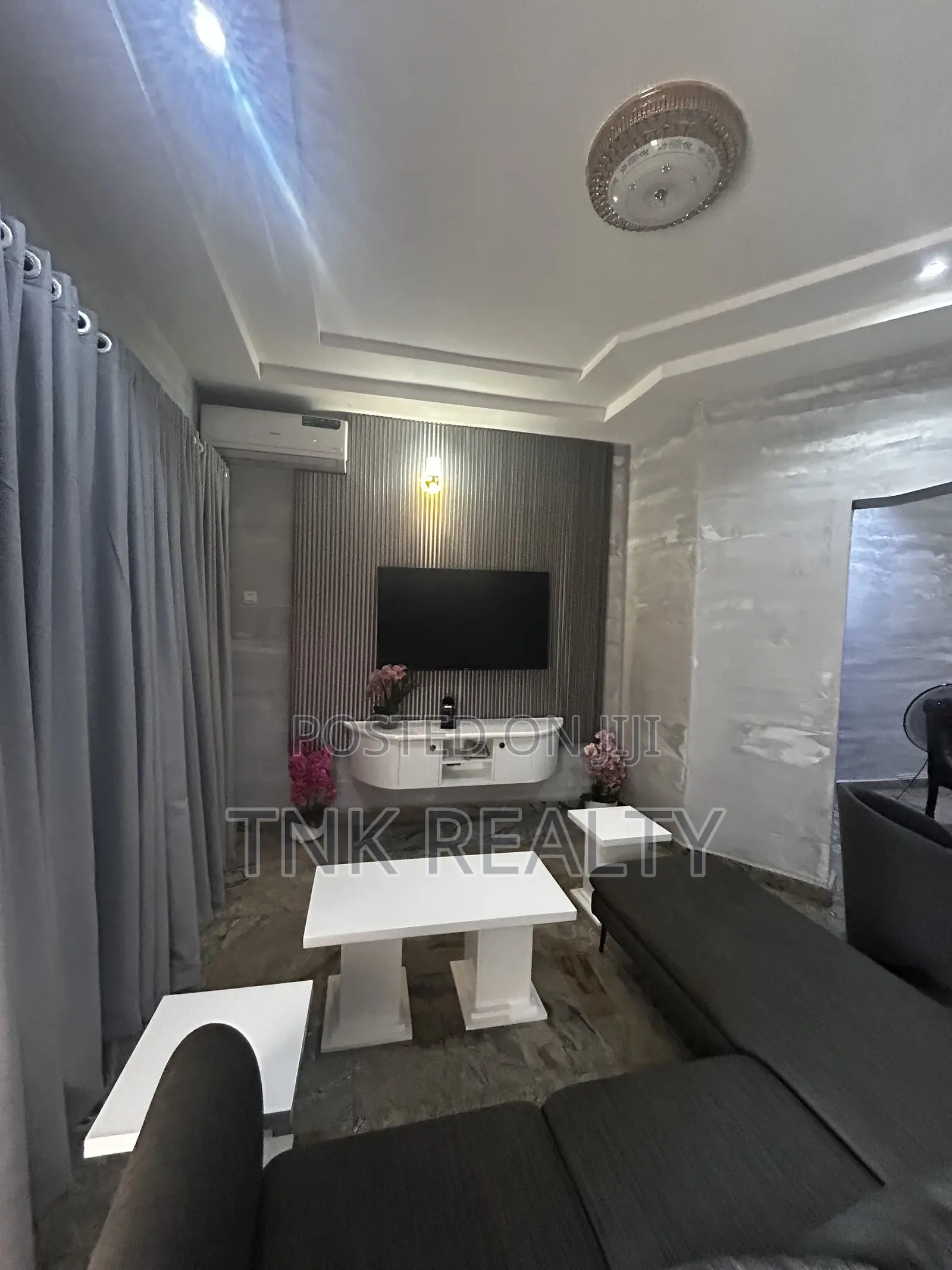 Furnished 4bdrm Apartment in Jahi for rent