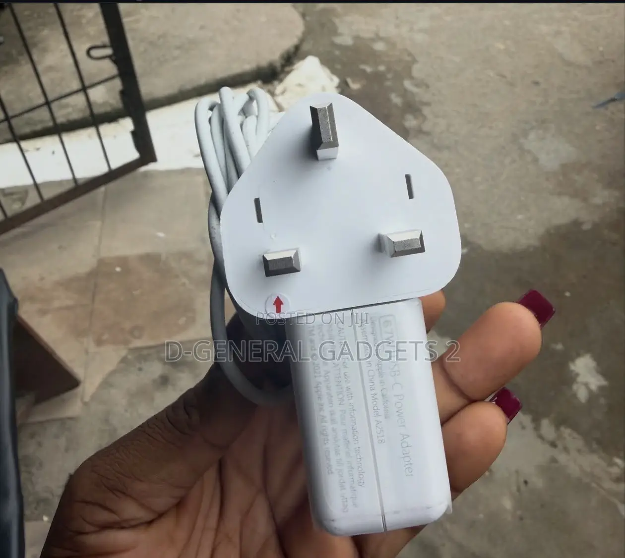 MacBook Type C Charger (67watts )