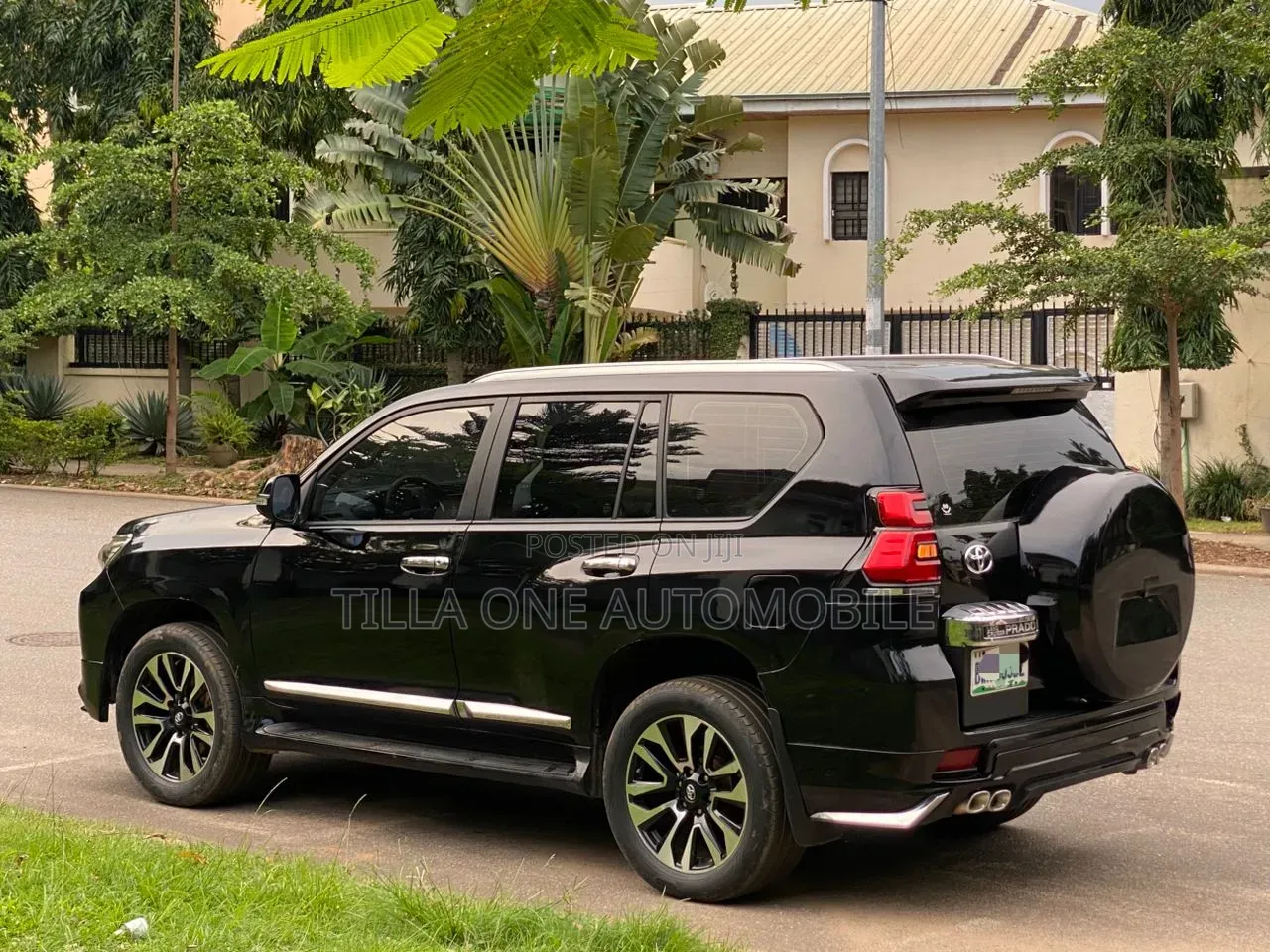Toyota Land Cruiser Prado 2015 Black