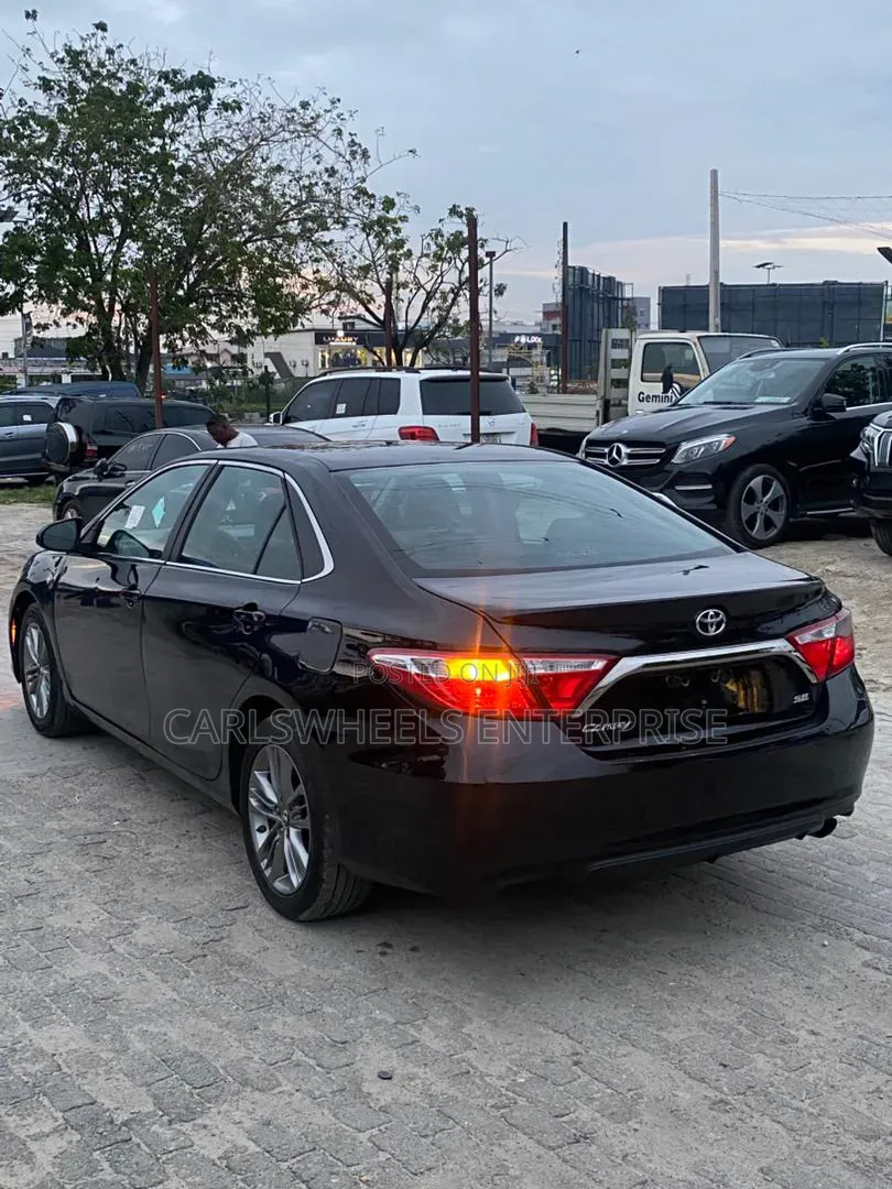 Toyota Camry 2016 Black