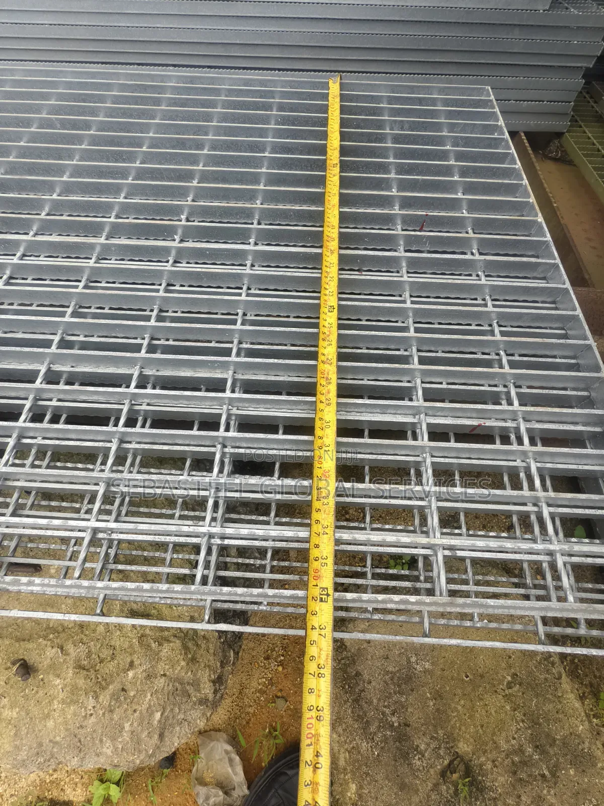 Galvanized Grating Closed 1x3mm