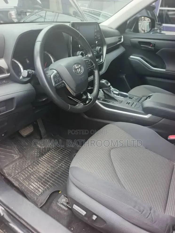 Toyota Highlander 2022 Black