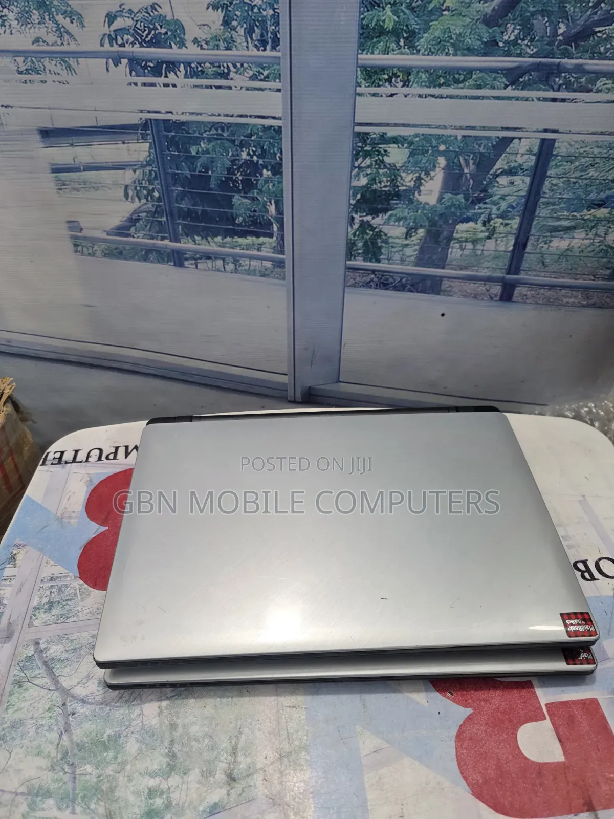 Laptop Toshiba Satellite CL15 8GB Intel Core i3 HDD 320GB