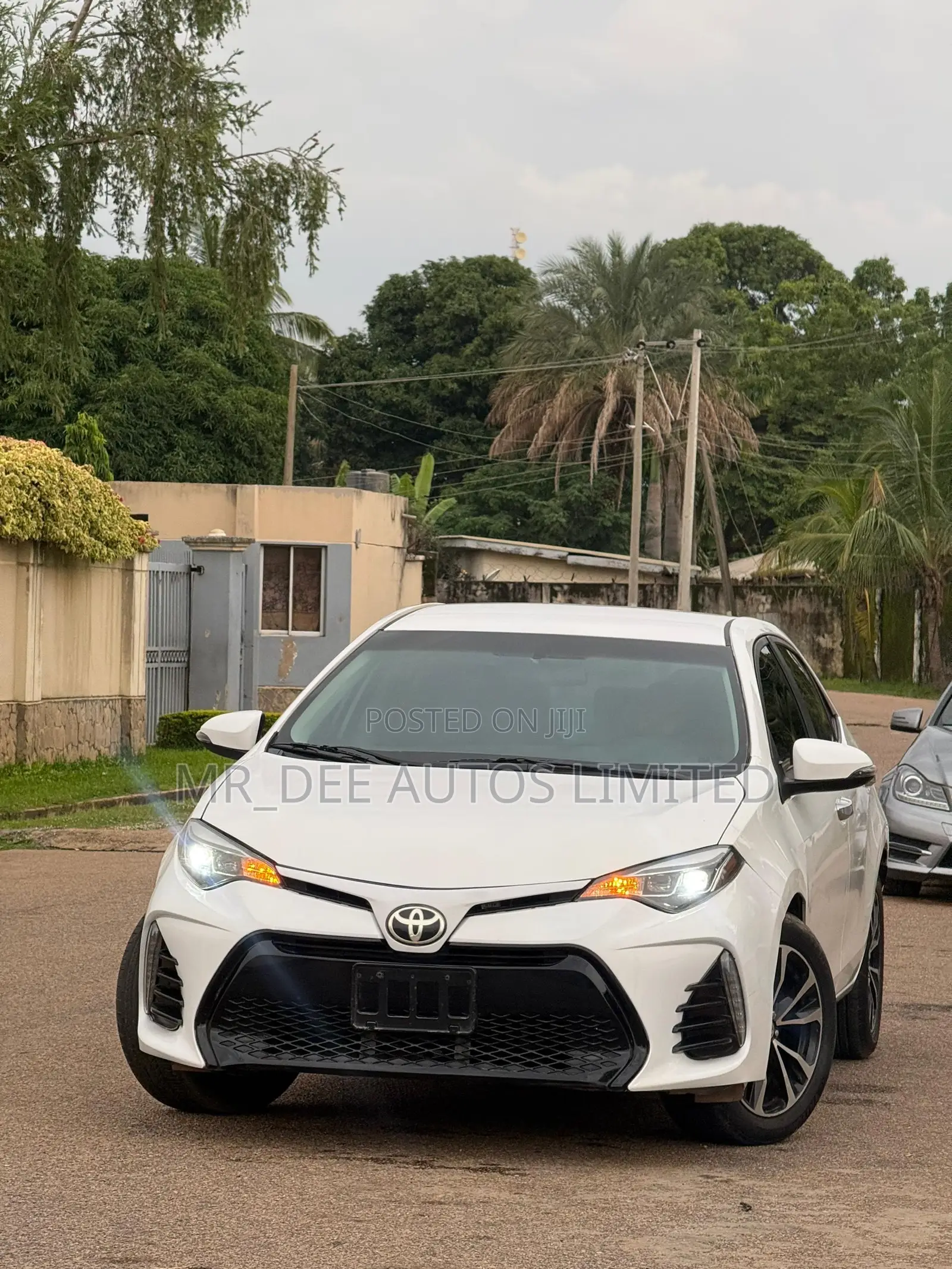 Toyota Corolla 2017 White
