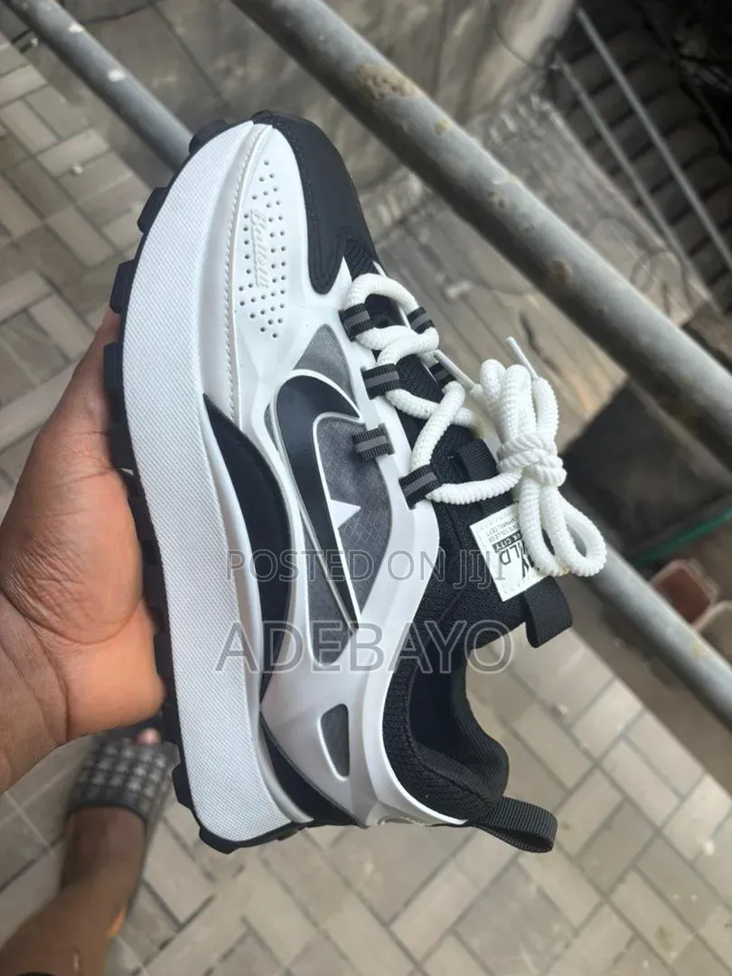 Nike Chunky White and Black Sneakers Unisex Running and Training Shoe