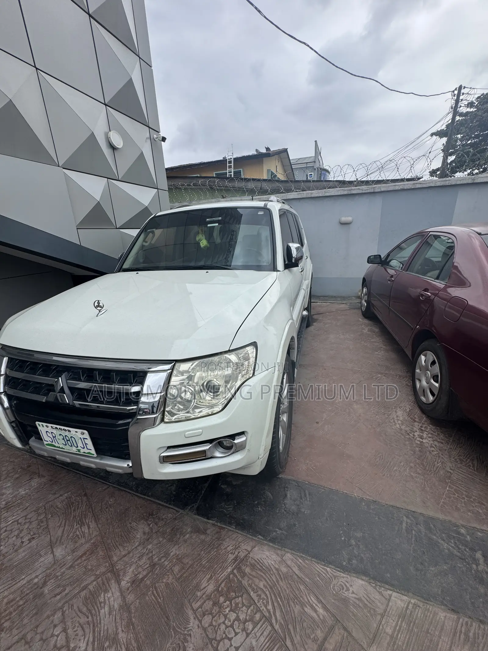 Mitsubishi Pajero Sport 2.5 TD GLS 2005 White