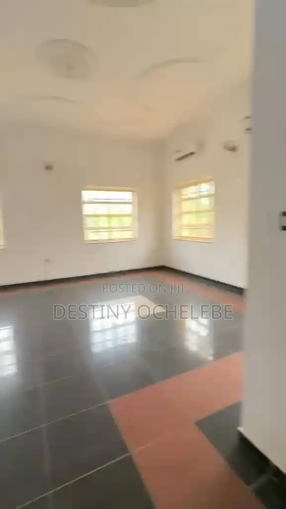 4bdrm Block of Flats in Maitama for rent