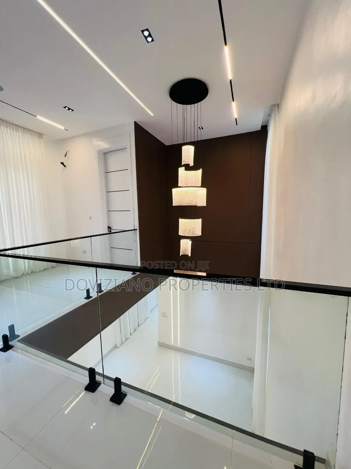 5bdrm Duplex in Ikota for sale