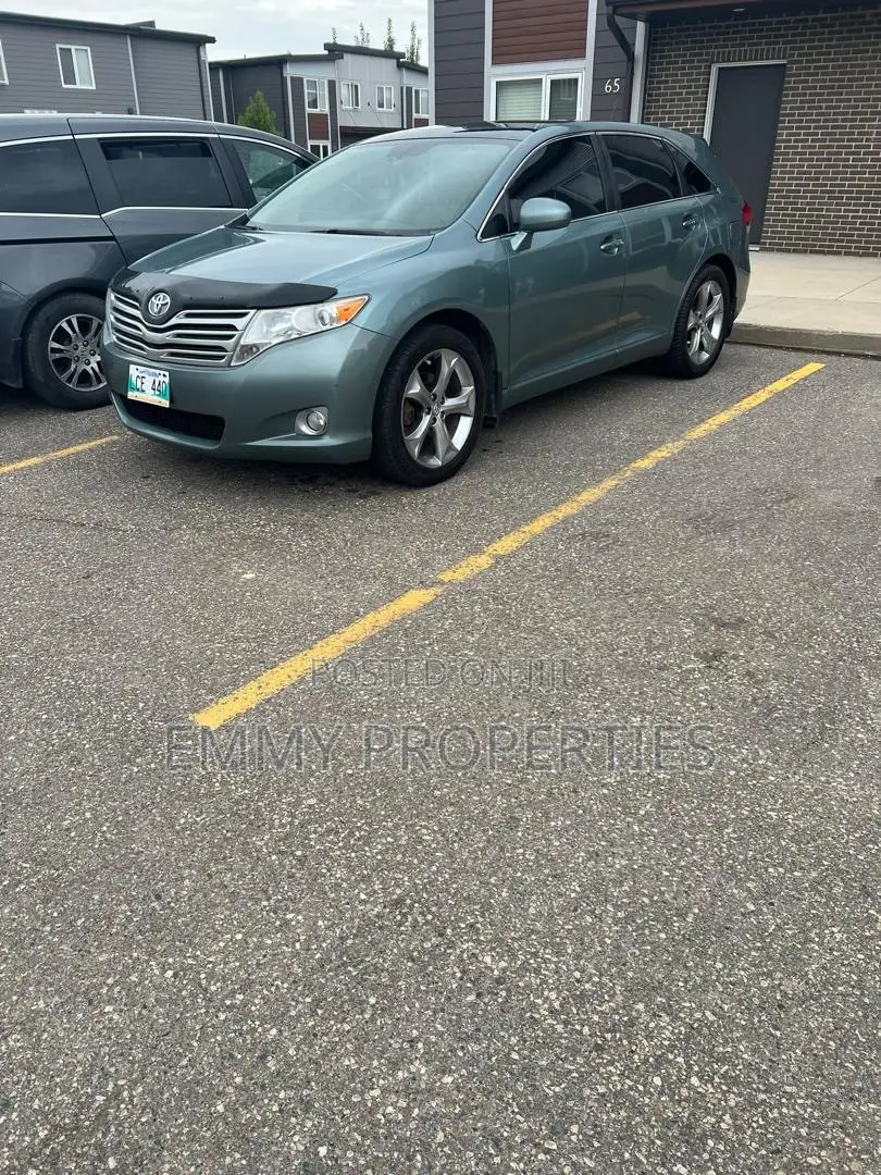 Toyota Venza AWD 2011 Ivory