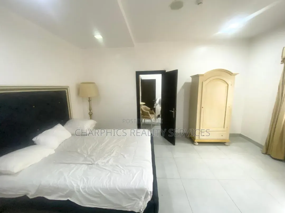 Furnished Mini Flat in Ikoyi S.W for rent