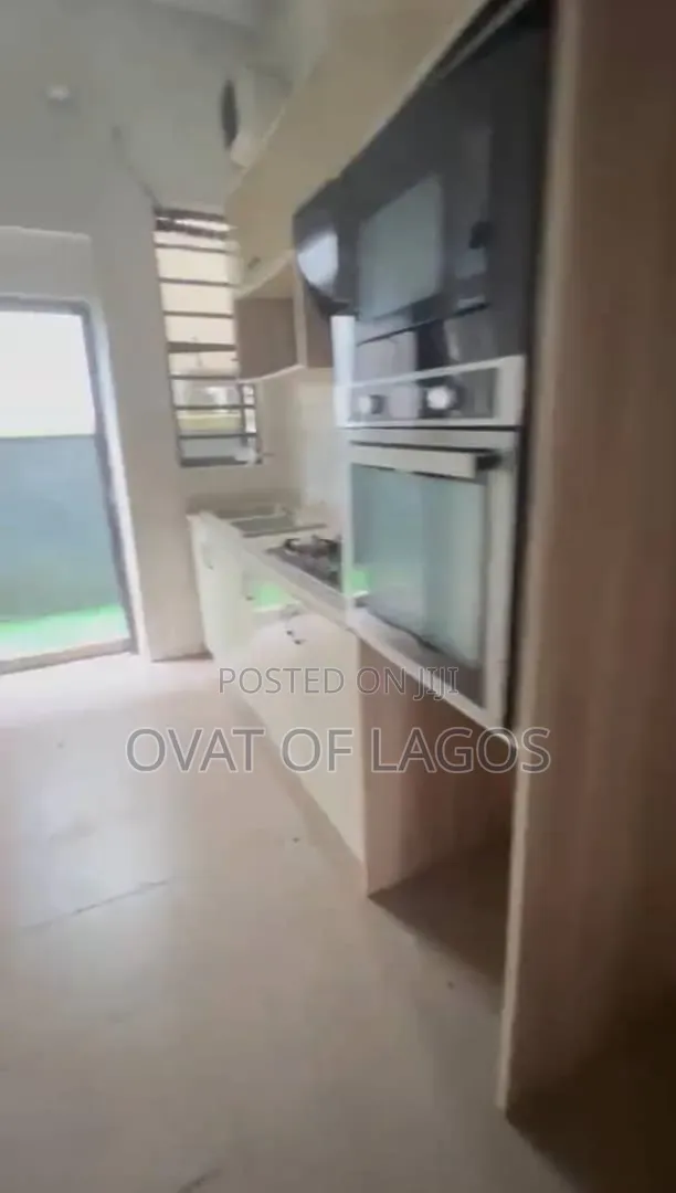 3bdrm Duplex in Ikota for rent