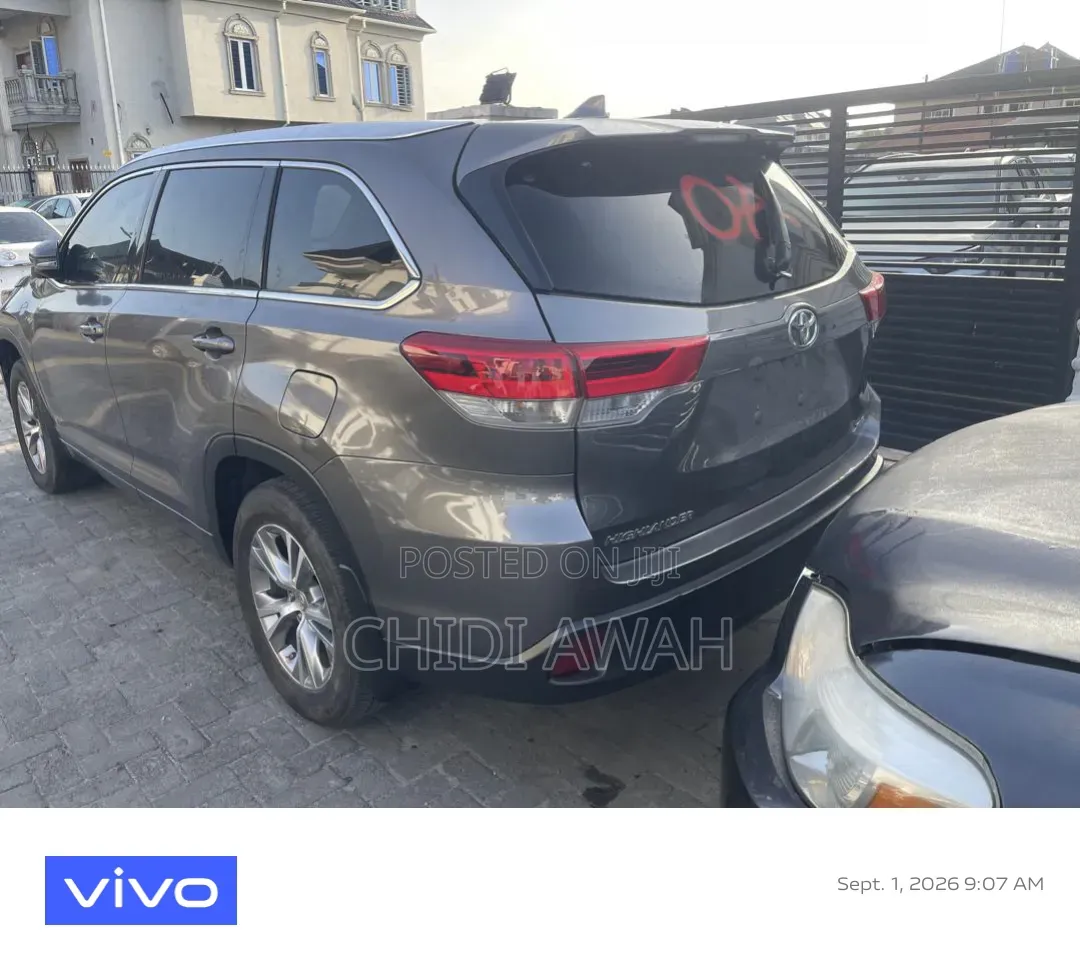 Toyota Highlander 2015 Gray