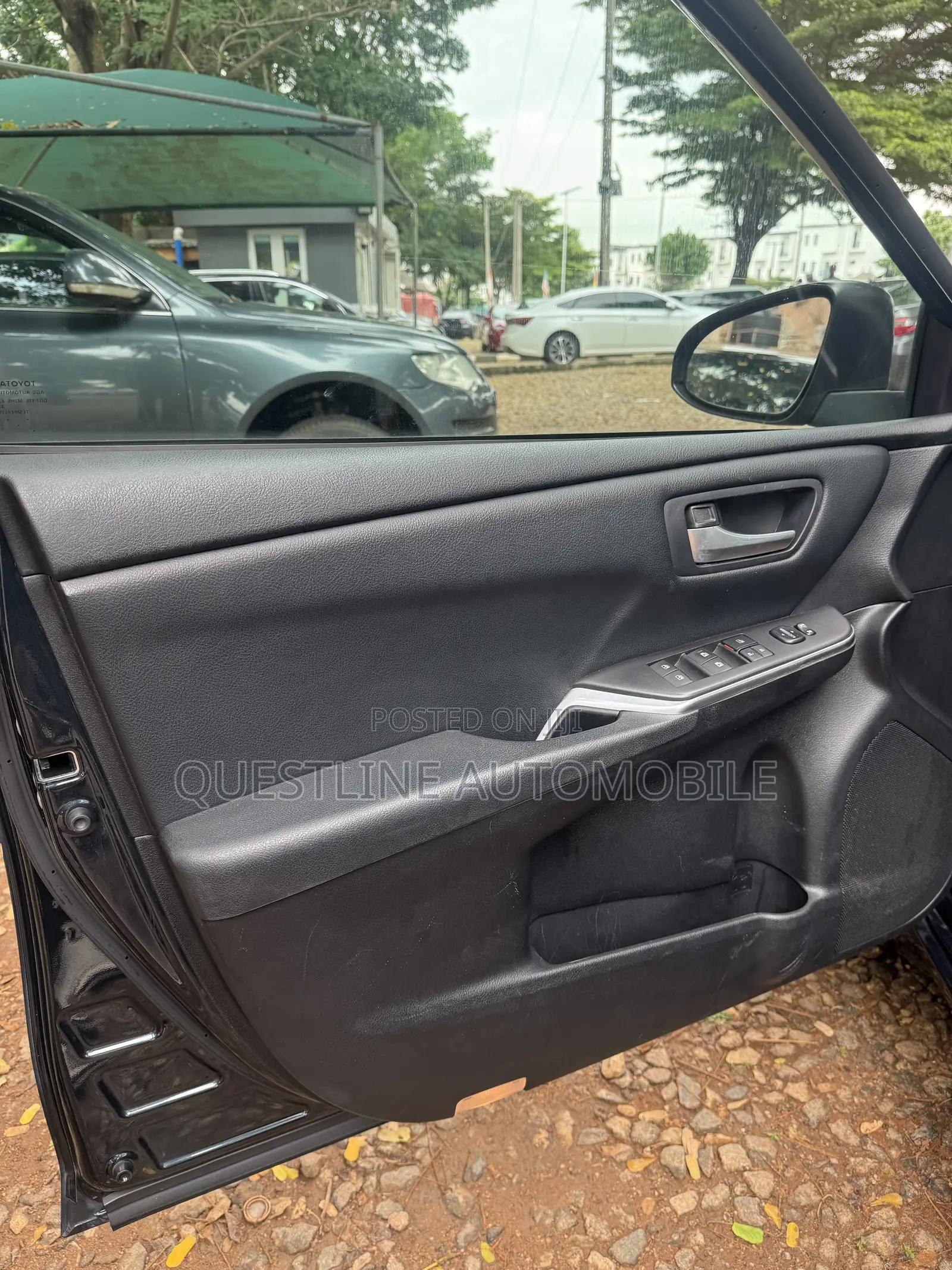 Toyota Camry SE 4dr Sedan (2.5L 4cyl 6A) 2016 Black