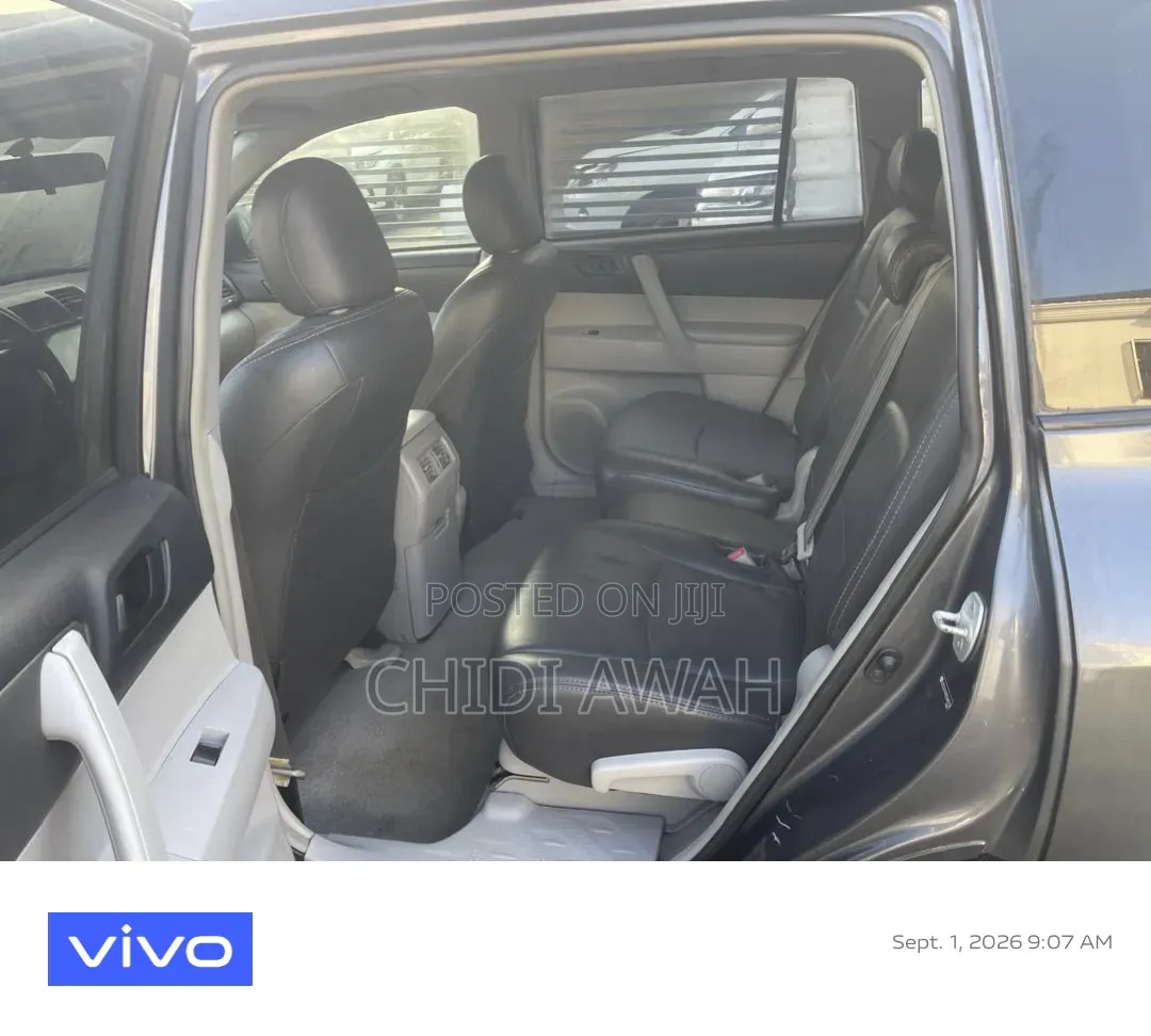 Toyota Highlander 2010 Black