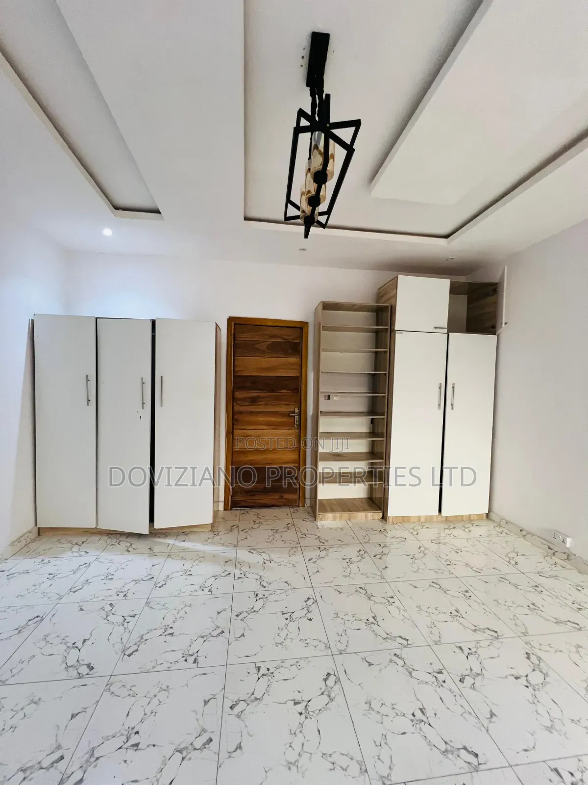 4bdrm Duplex in Ikota for rent