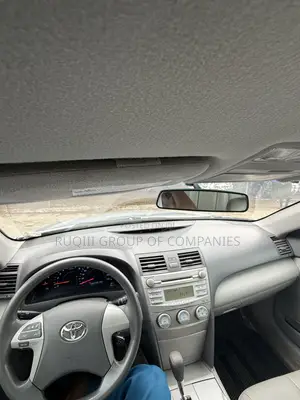Toyota Camry 2011 Silver