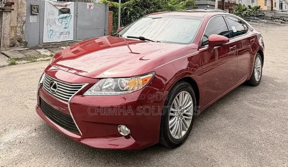 Lexus ES 2013 Red