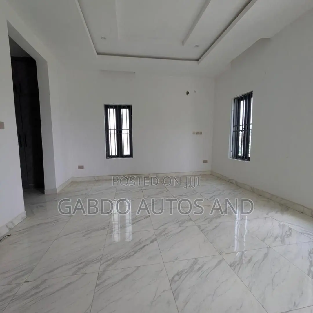 Furnished 5bdrm Duplex in Guzape District for sale