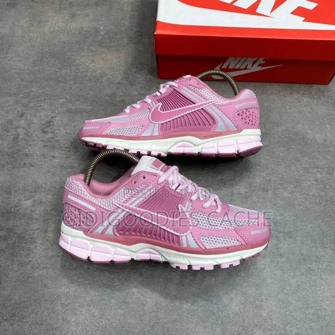 Nike Zoom Vomero Women’s Running Sneakers Size 38-43