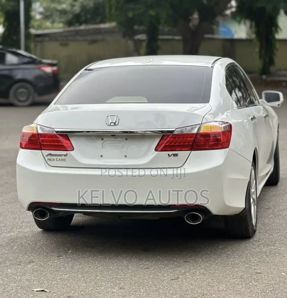 Honda Accord 2013 White